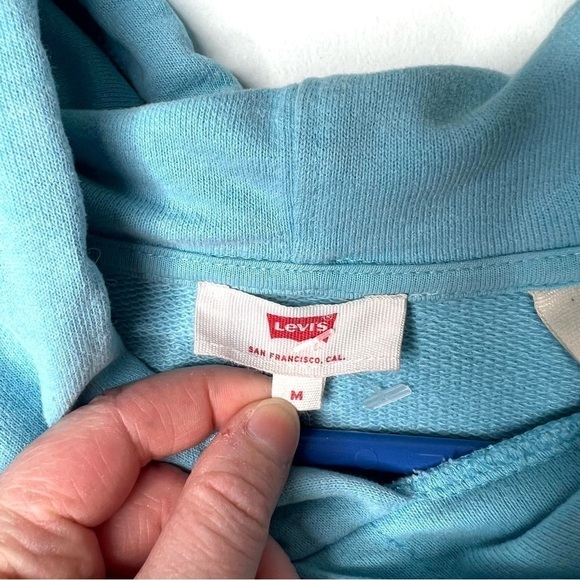 Levi’s Sky Blue Graphic Logo Pullover Knitted Hooded Sweatshirt Size Medium - Picture 9 of 16